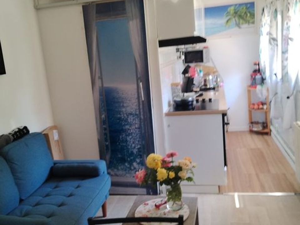 Studio in Pontoise, Val-d'Oise - photo 1