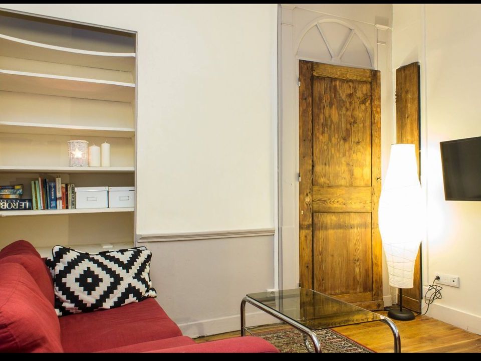 Apartment in Grenoble, Isere - photo 2