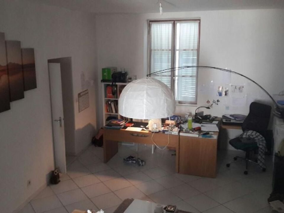 Apartment in Nimes, Gard - photo 2