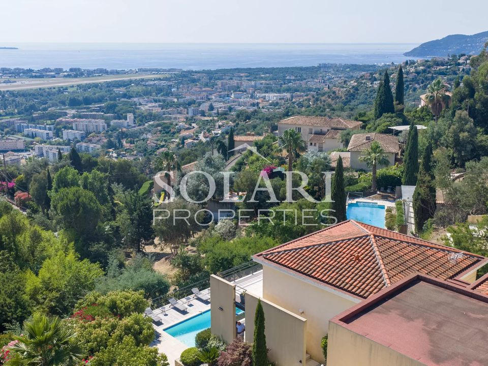 Villa i Mandelieu-la-Napoule, Alpes-Maritimes - foto 2