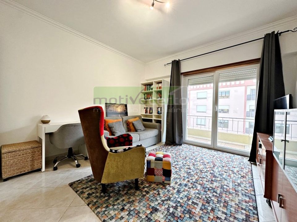 Wohnung in Cacem, Lisbon - Foto 1