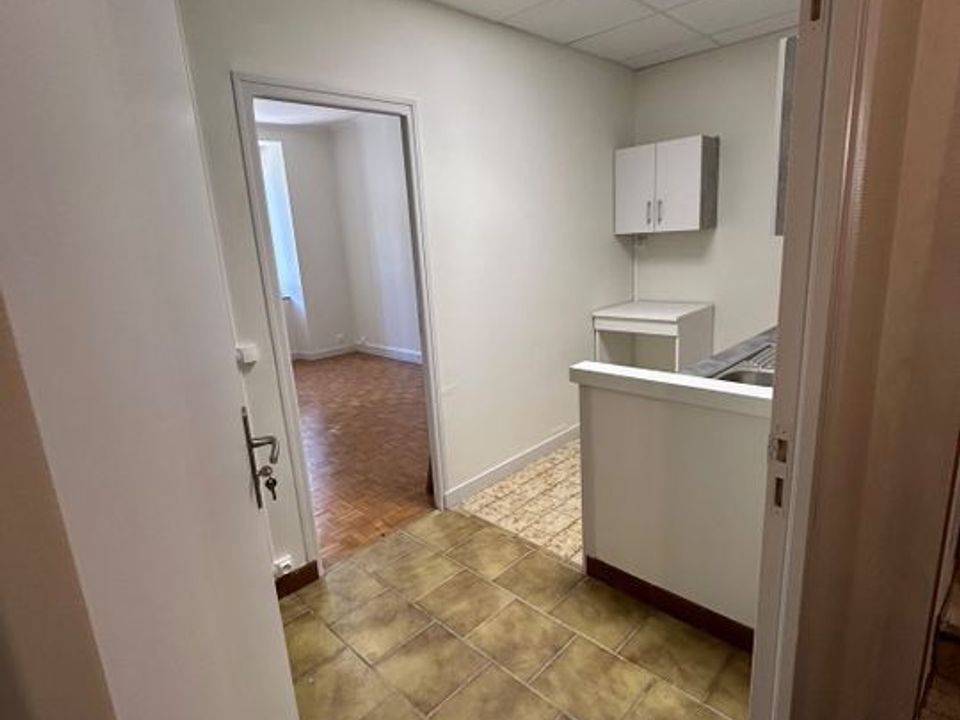 Leilighet i Villeneuve-sur-Yonne, Yonne - bilde 1