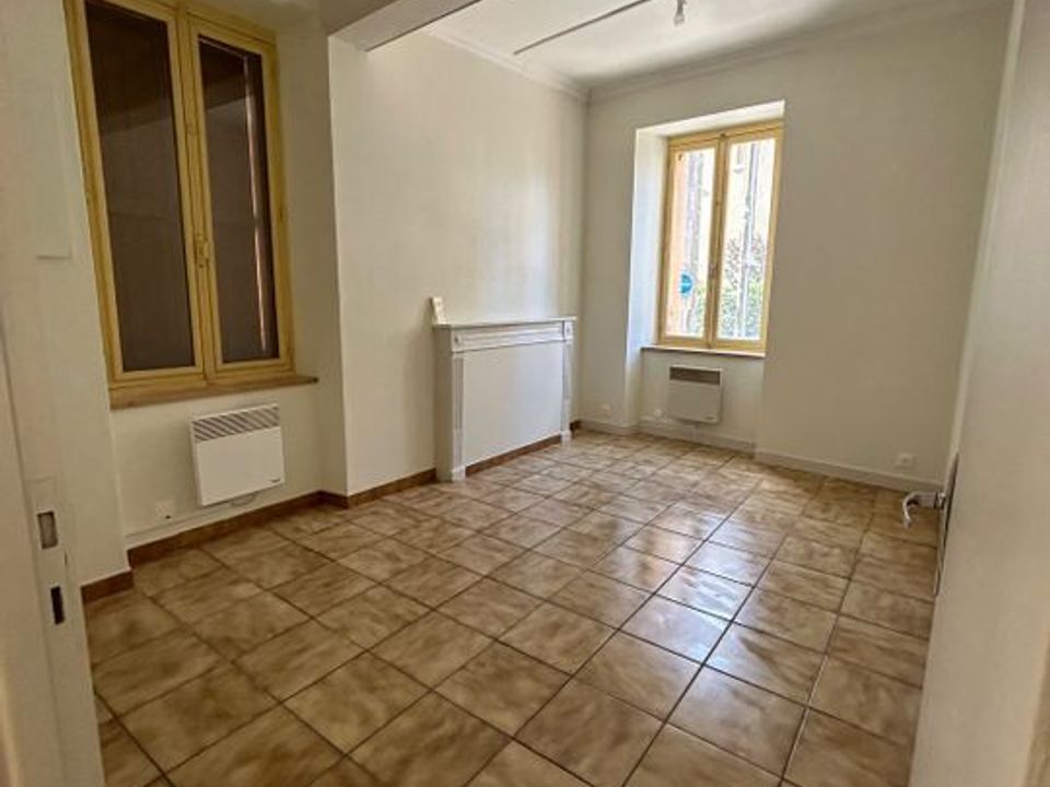 Leilighet i Villeneuve-sur-Yonne, Yonne - bilde 4