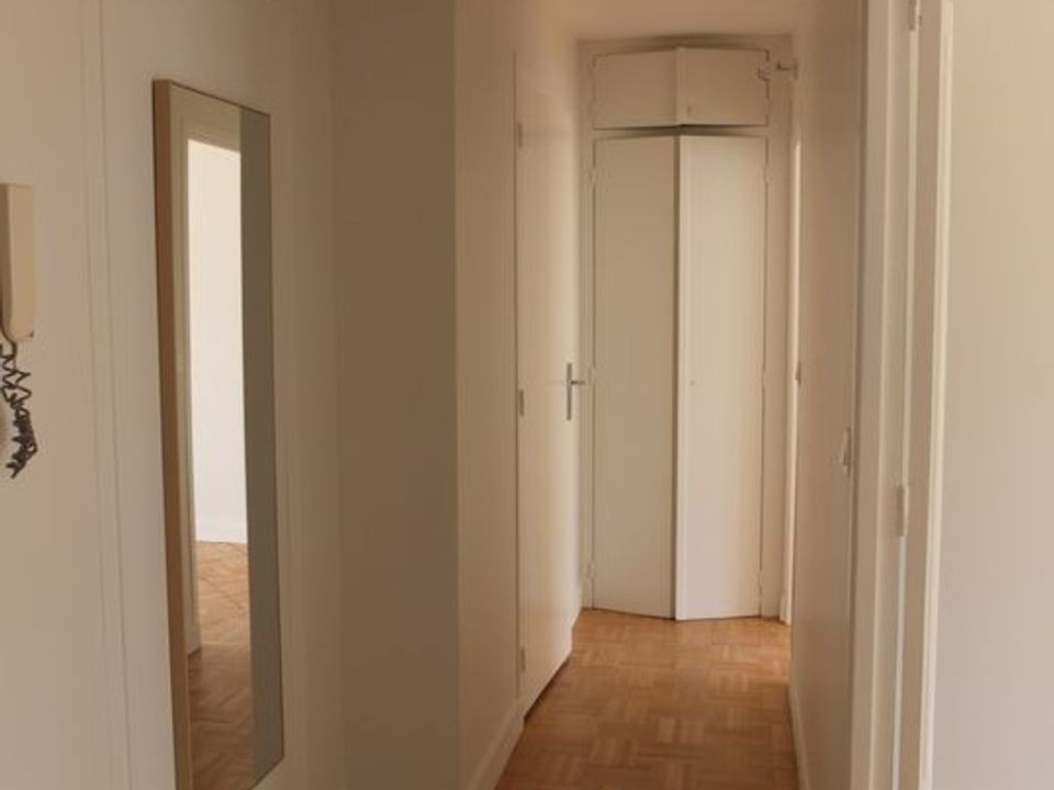 Apartment in Versailles, Yvelines - photo 4