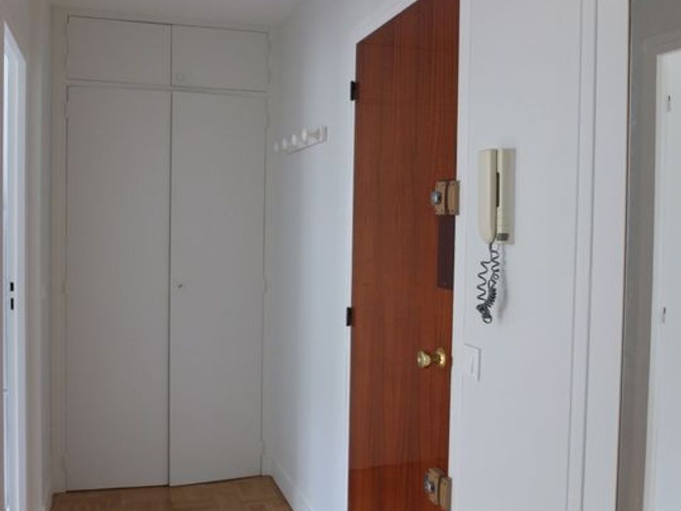 Apartment in Versailles, Yvelines - photo 5