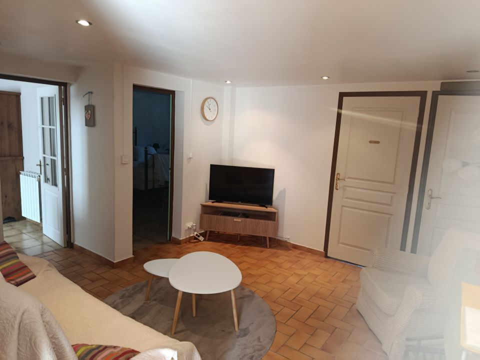 Apartment in Arles-sur-Tech, Pyrenees-Orientales - photo 2