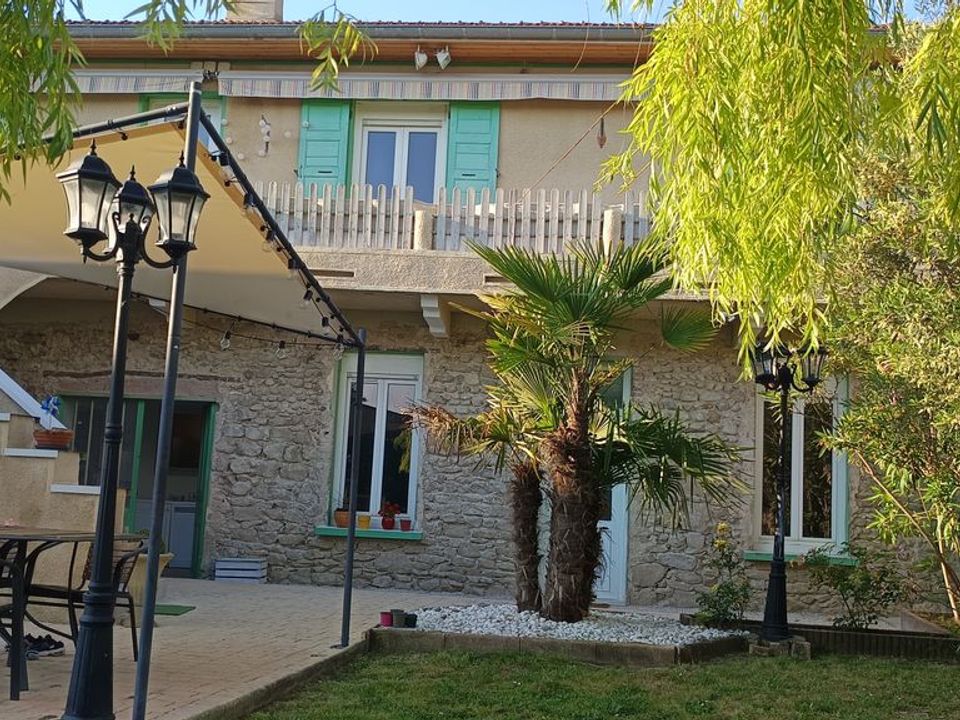 Villa in Romans-sur-Isère, Drome - photo 1