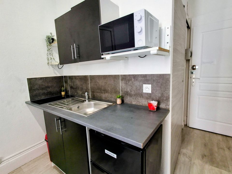 Studio in Vichy, Allier - photo 2