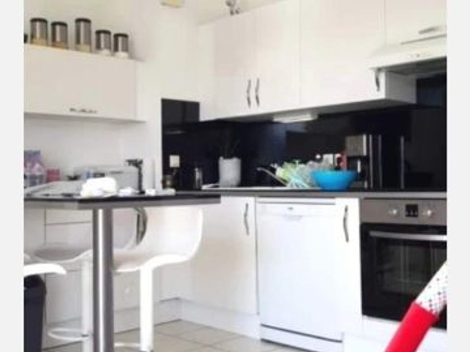 Apartment in Lisieux, Calvados - photo 4