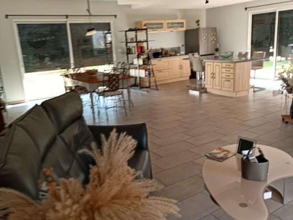 Villa i Pouilly-les-Nonains, Loire - bilde 2