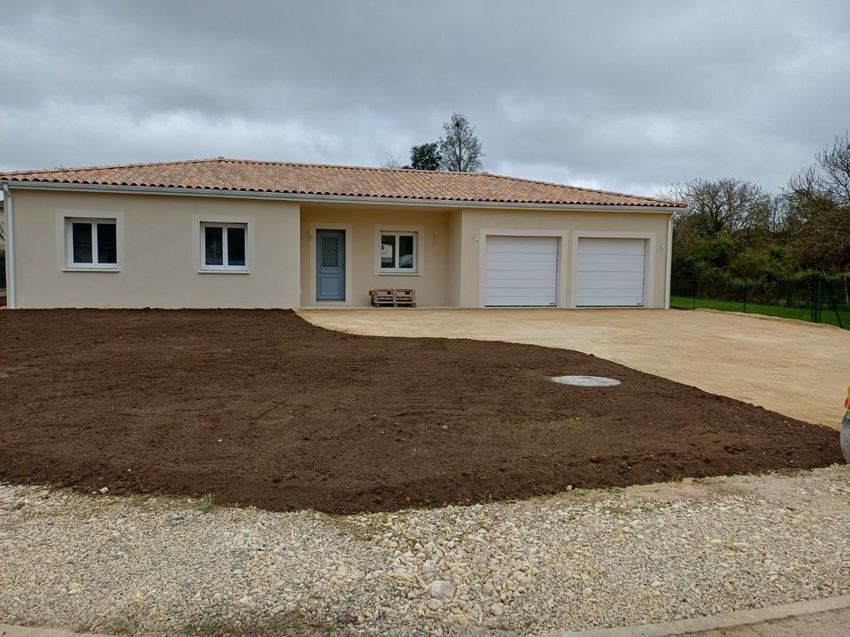 Villa i Chasseneuil-du-Poitou, Vienne - foto 1