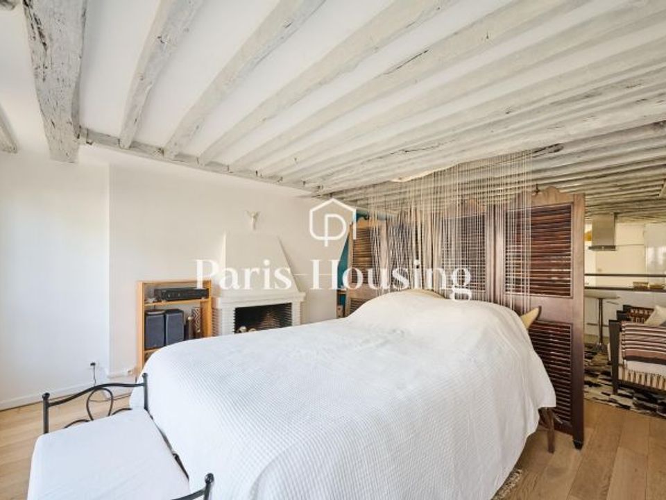 Apartment in Paris, Paris - photo 5