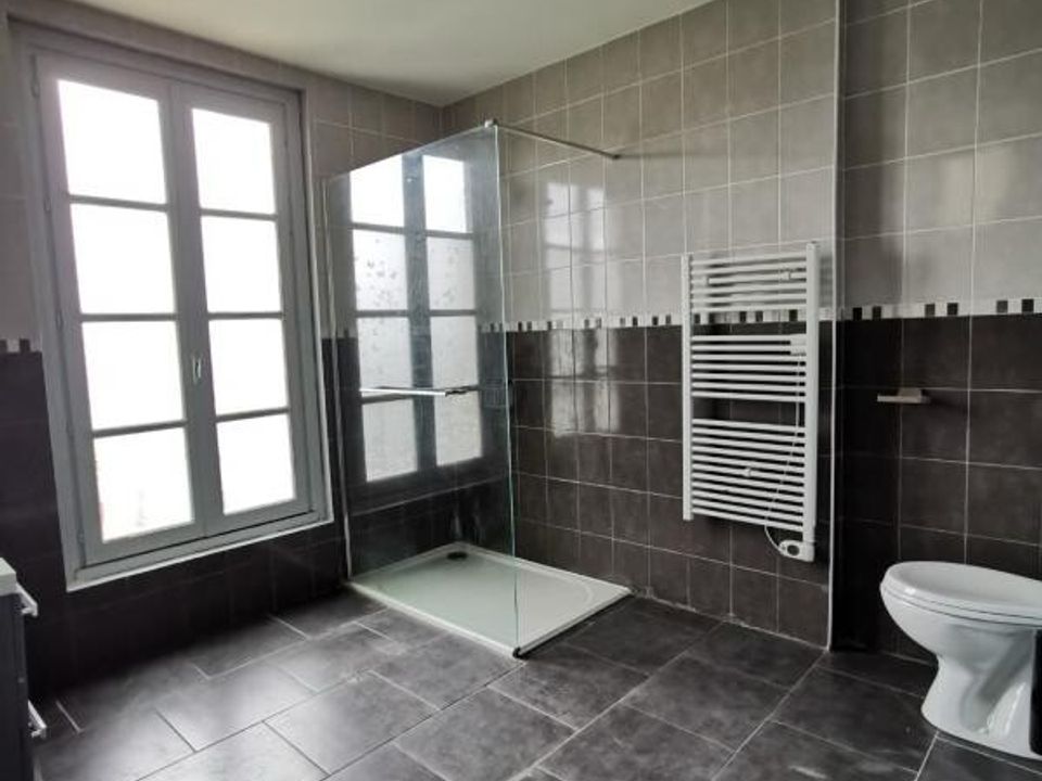 Villa em Saint-Maixent-l'Ecole, Deux-Sevres - foto 4