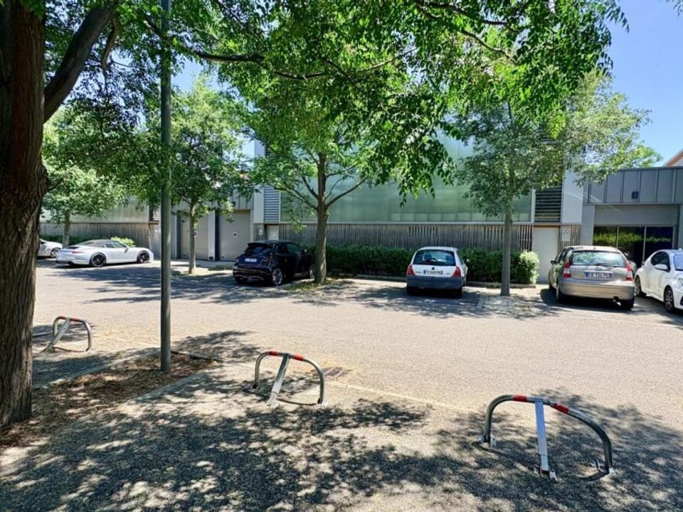 Propriedade comercial em Avignon, Vaucluse - foto 1