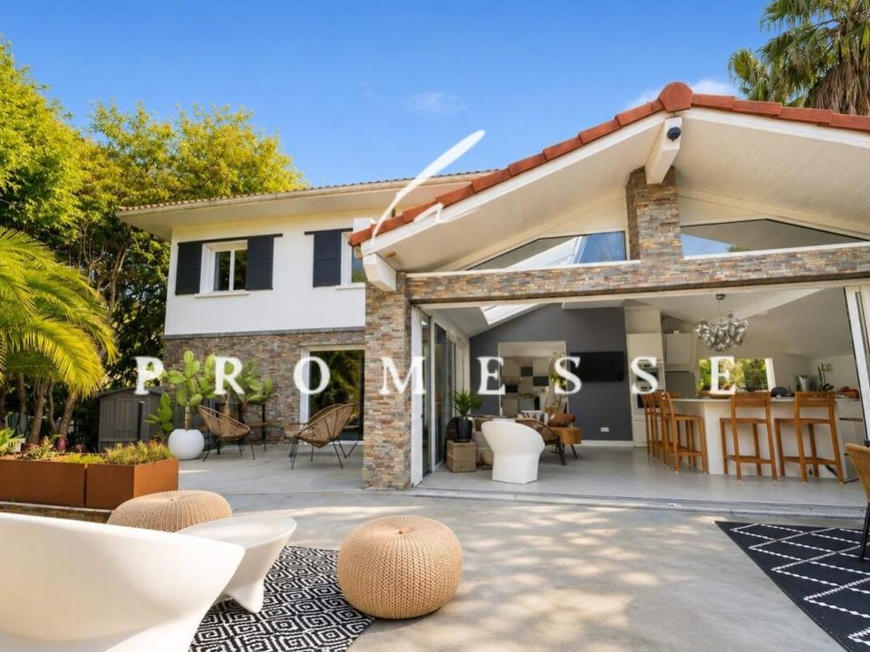 Villa i Biarritz, Pyrenees-Atlantiques - foto 1