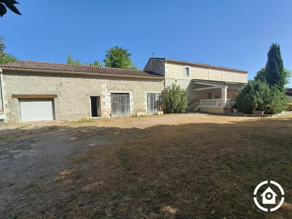 Villa em Sainte-Severe, Charente - foto 3