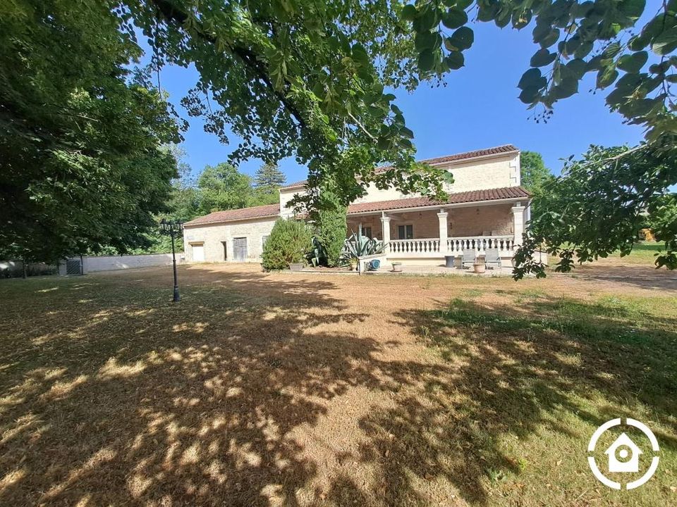 Villa em Sainte-Severe, Charente - foto 4