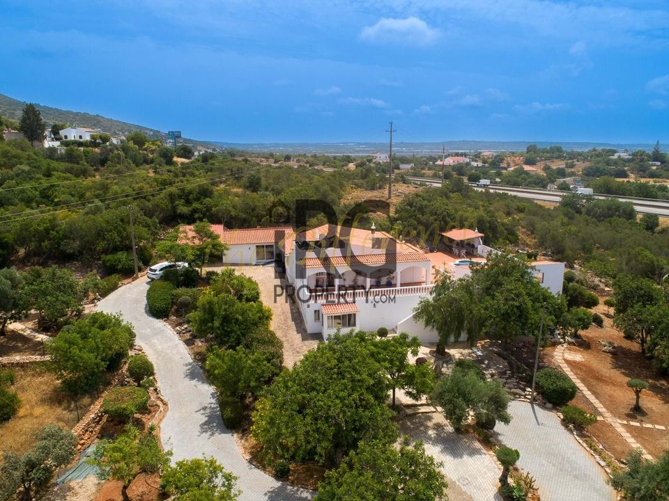 Villa i Santa Barbara de Nexe, Faro - bilde 1