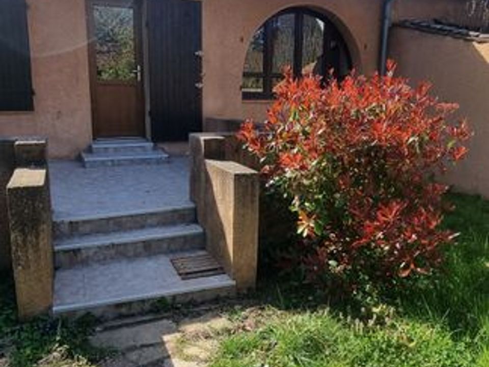 Villa a Saint-Genis-Laval, Rhone - foto 1