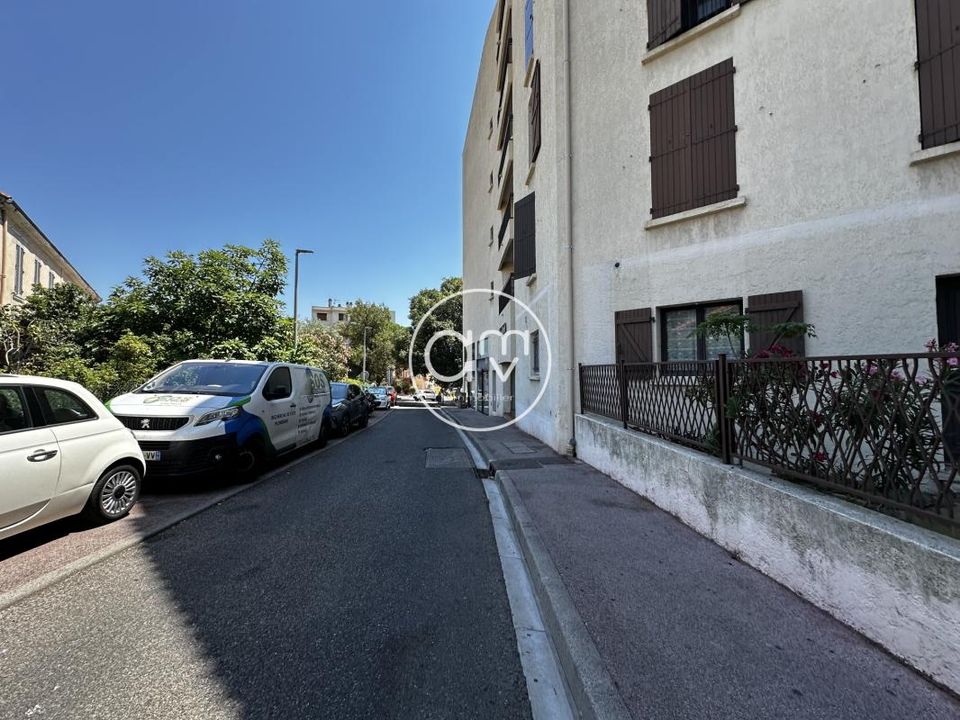Garasje i La Valette-du-Var, Var - bilde 1