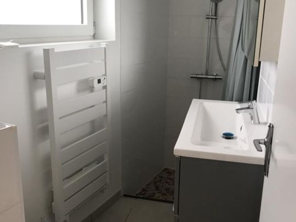 Apartment in Neyron, Ain - photo 3