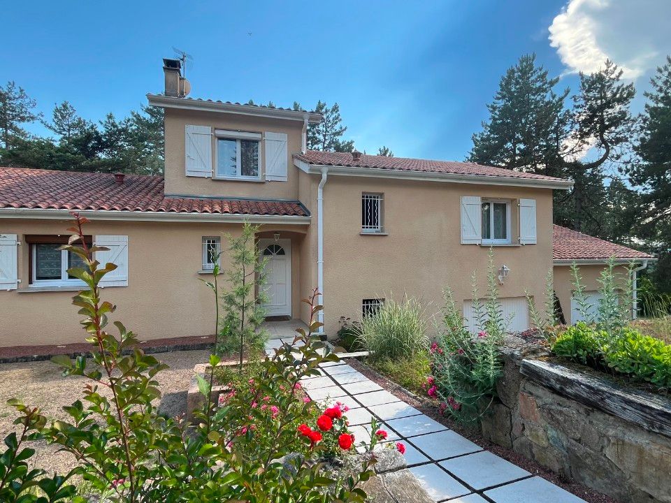 Villa in Salvizinet, Loire - foto 4