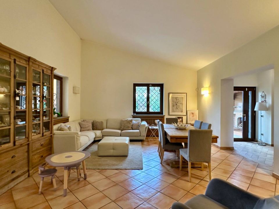 Villa - Campagnano di Roma, Rome - photo 3