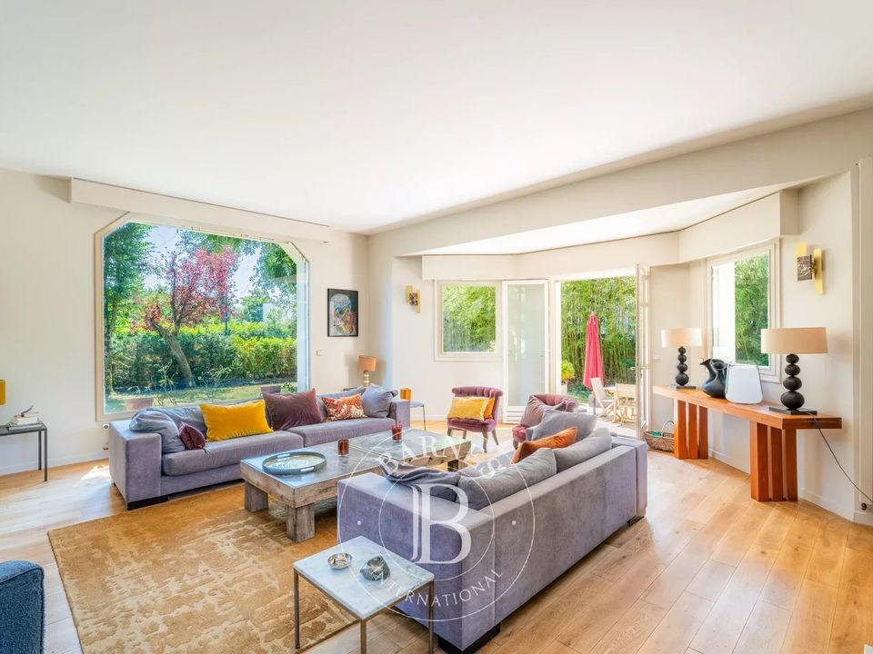 Villa in Vaucresson, Hauts-de-Seine - foto 2