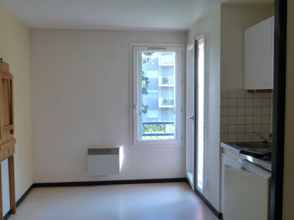 Studio in Pau, Pyrenees-Atlantiques - photo 2