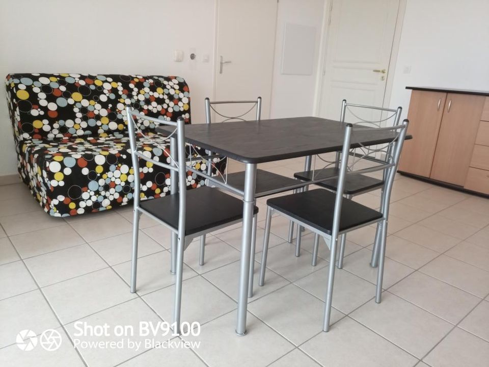 Apartment in Poitiers, Vienne - photo 5