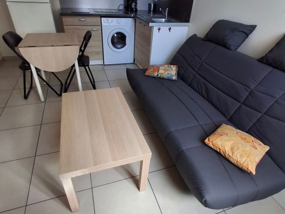 Apartment in Castres, Tarn - photo 2