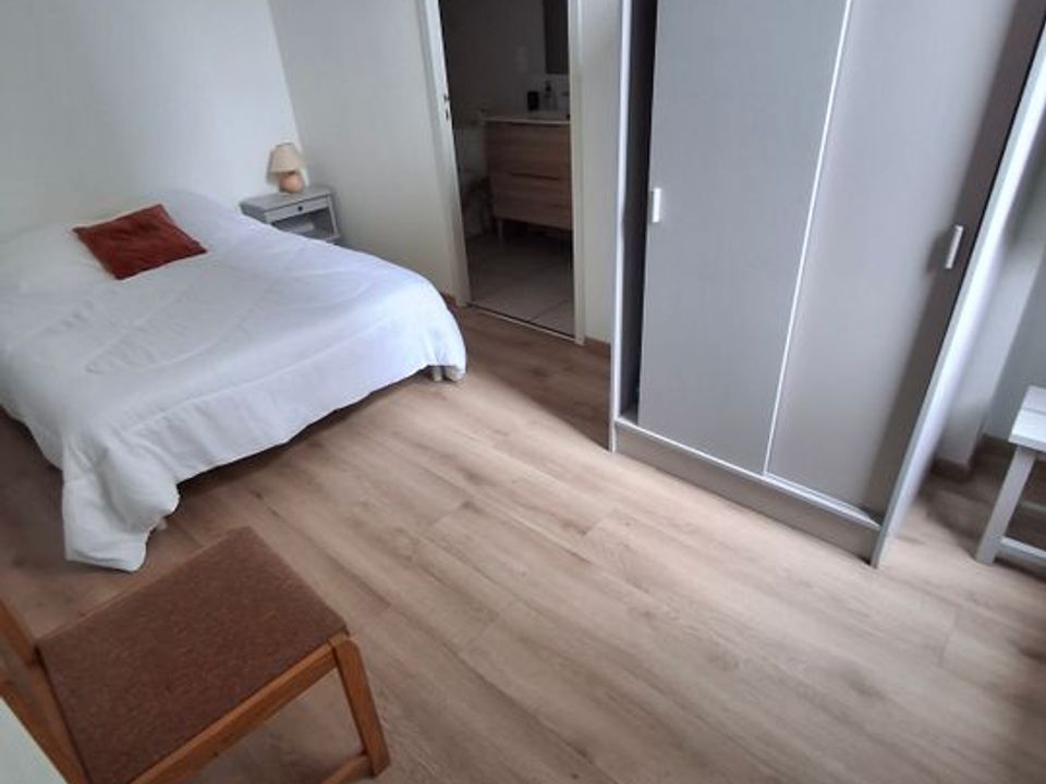 Apartment in Castres, Tarn - photo 5