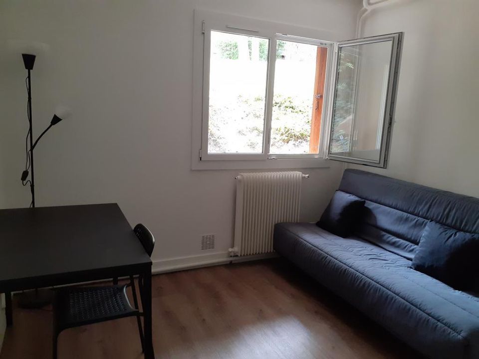 Studio in Meudon, Hauts-de-Seine - photo 2