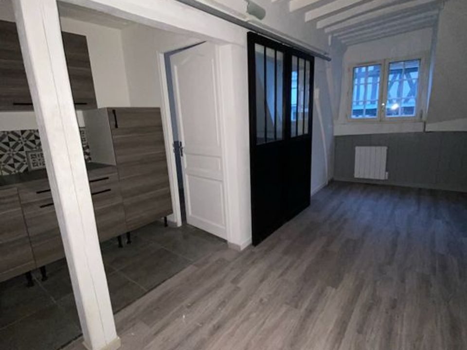 Apartment in Rouen, Seine-Maritime - photo 1