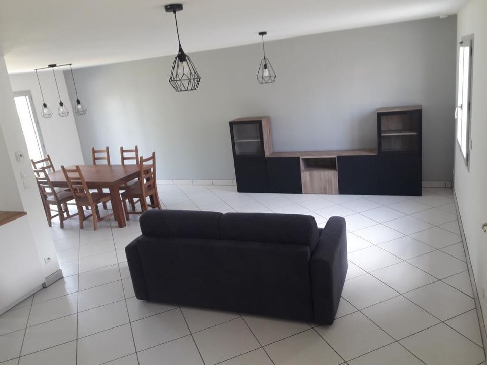 Villa in Saint-Quentin-Fallavier, Isere - photo 2