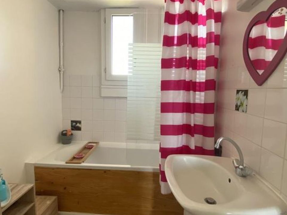 Apartment in Troyes, Aube - photo 4
