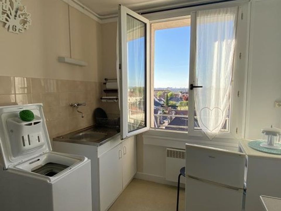 Apartment in Troyes, Aube - photo 5