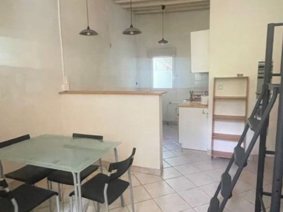 Estudi a Écully, Rhone - foto 1