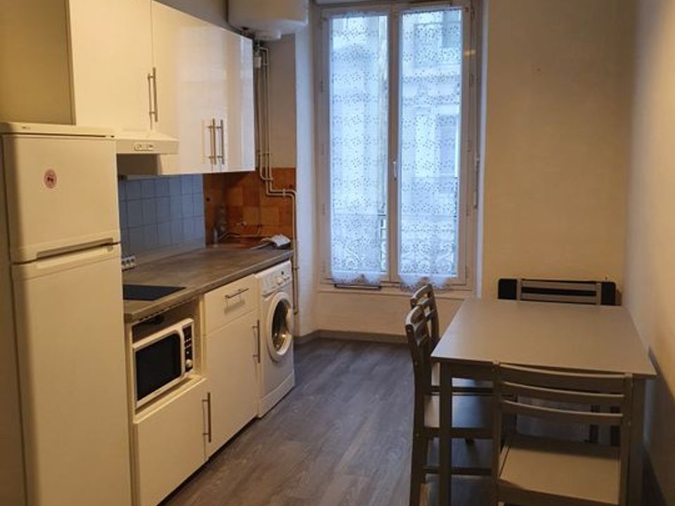 Apartment in Grenoble, Isere - photo 2