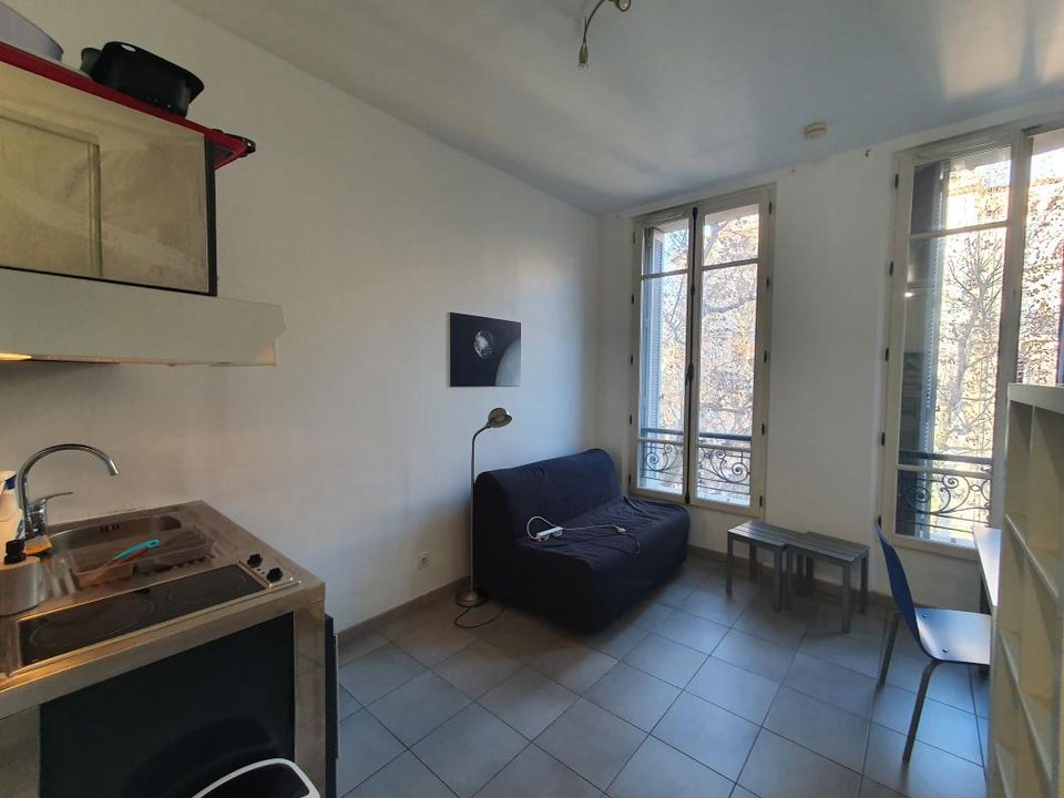 Studio in Marseille, Bouches-du-Rhone - photo 2