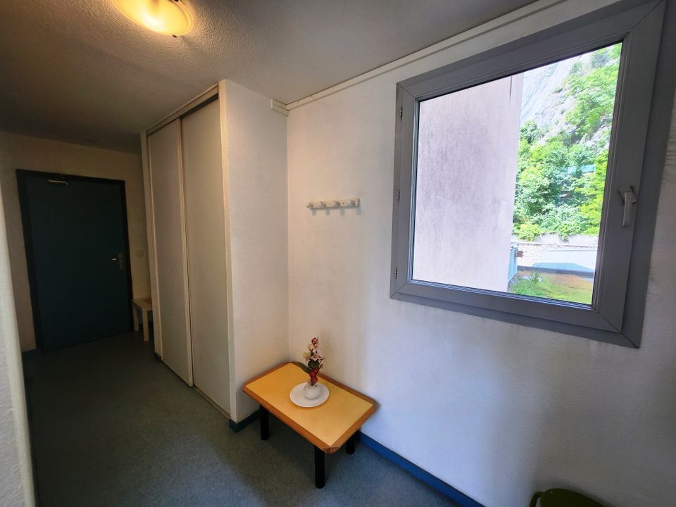 Studio in Grenoble, Isere - photo 5