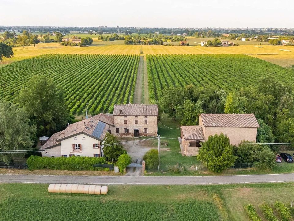 Casa rural em Modena, Modena - foto 1