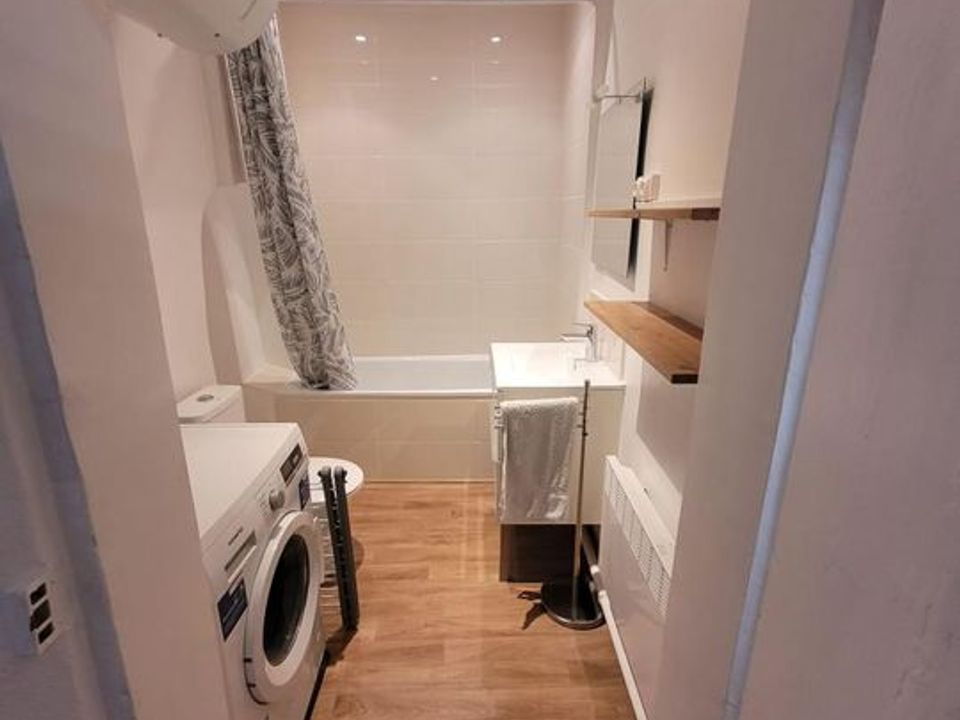 Apartment in Versailles, Yvelines - photo 2