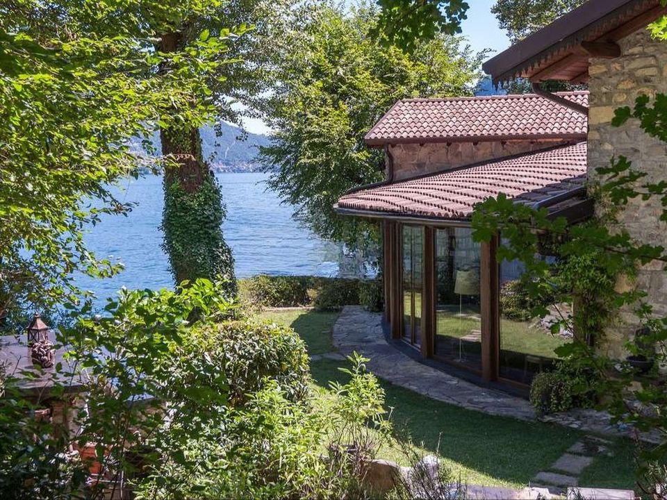 Villa i Faggeto Lario, Como - foto 1