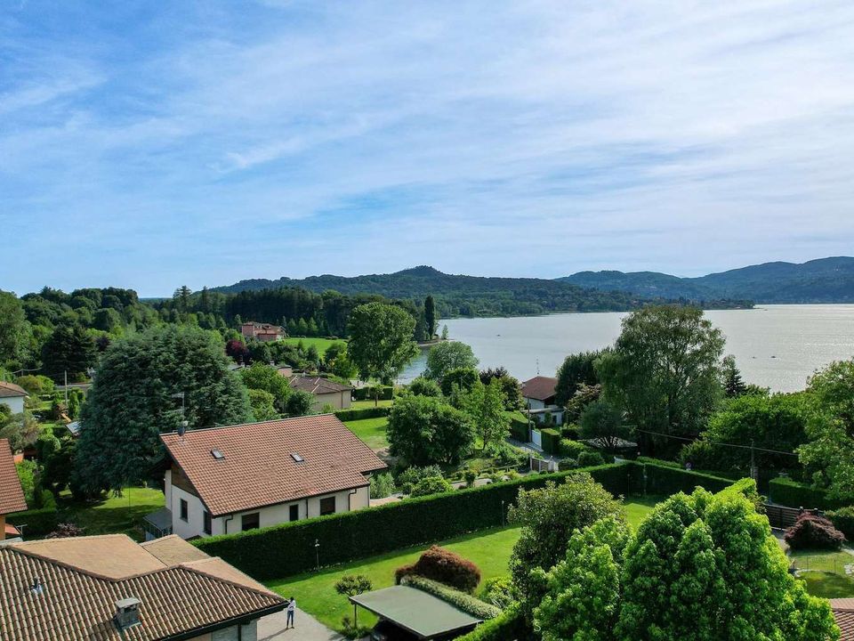 Villa en Ispra, Varese - foto 3