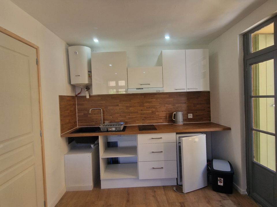 Villa in Perpignan, Pyrenees-Orientales - photo 4