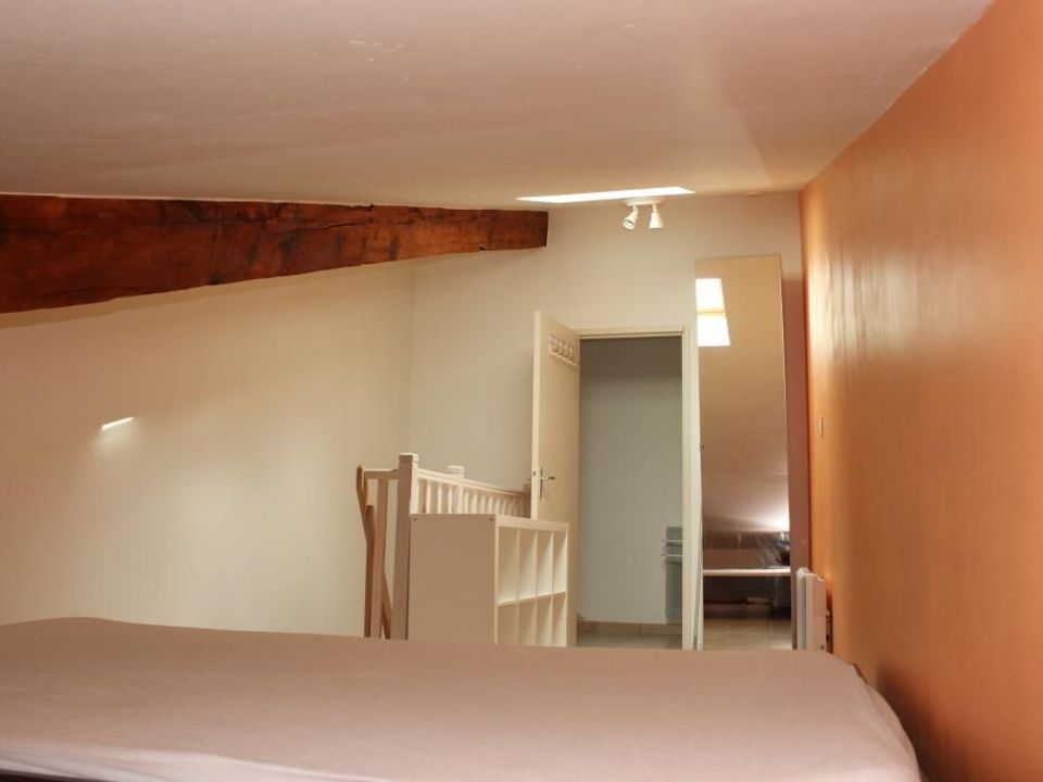 Apartment in Nimes, Gard - photo 4