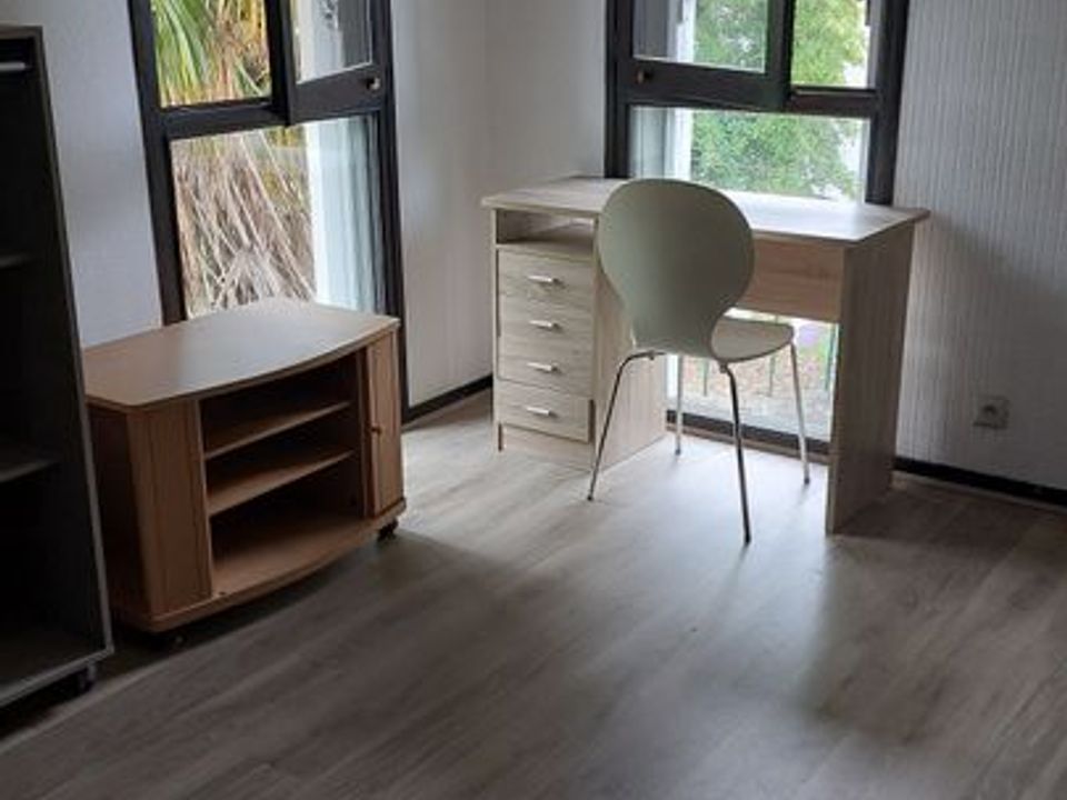 Studio in Pau, Pyrenees-Atlantiques - photo 1