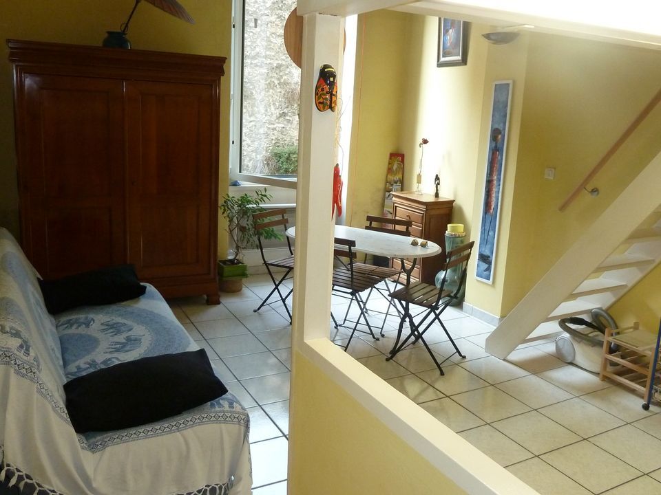 Apartment in Marseille, Bouches-du-Rhone - photo 1