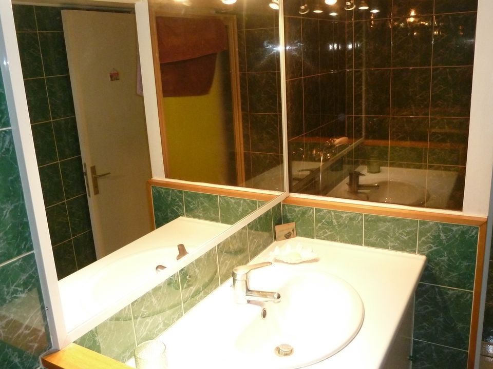 Apartment in Marseille, Bouches-du-Rhone - photo 3